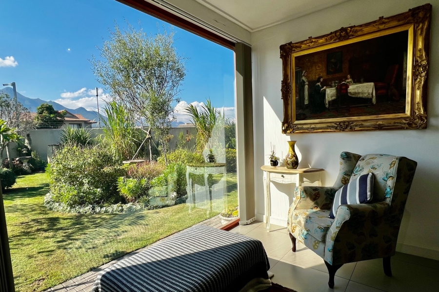 3 Bedroom Property for Sale in Earls Court Lifestyle Estate Western Cape